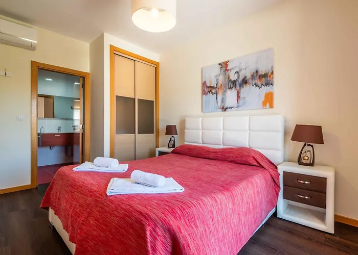 T2 Eucalipto 2a By Algarneto * Olhos de Agua (Albufeira)